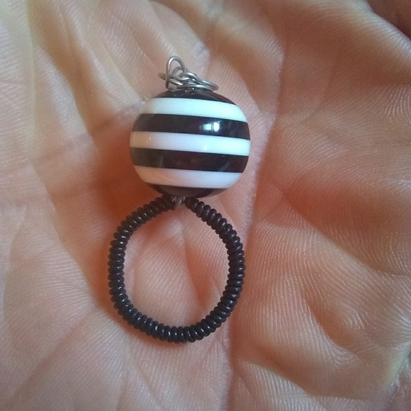 Ring! - Picture 4 of 4